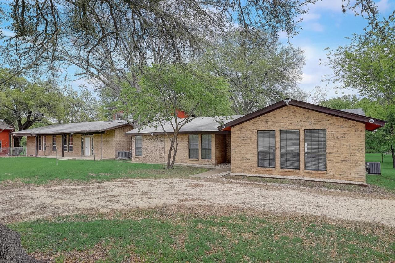 Dunlap Oasis Spacious 5Br 12Mi To Dt Austin Exterior photo