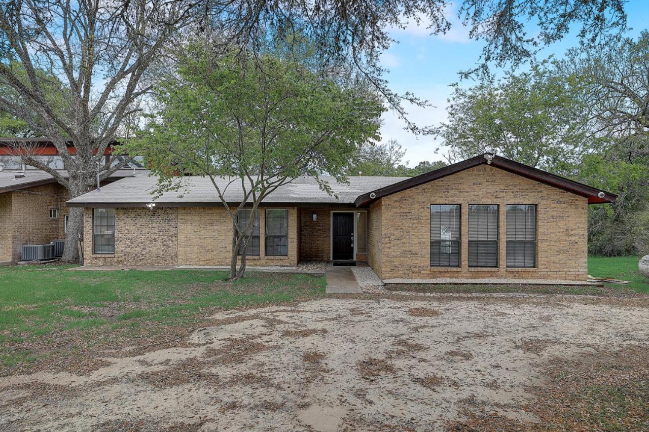 Dunlap Oasis Spacious 5Br 12Mi To Dt Austin Exterior photo