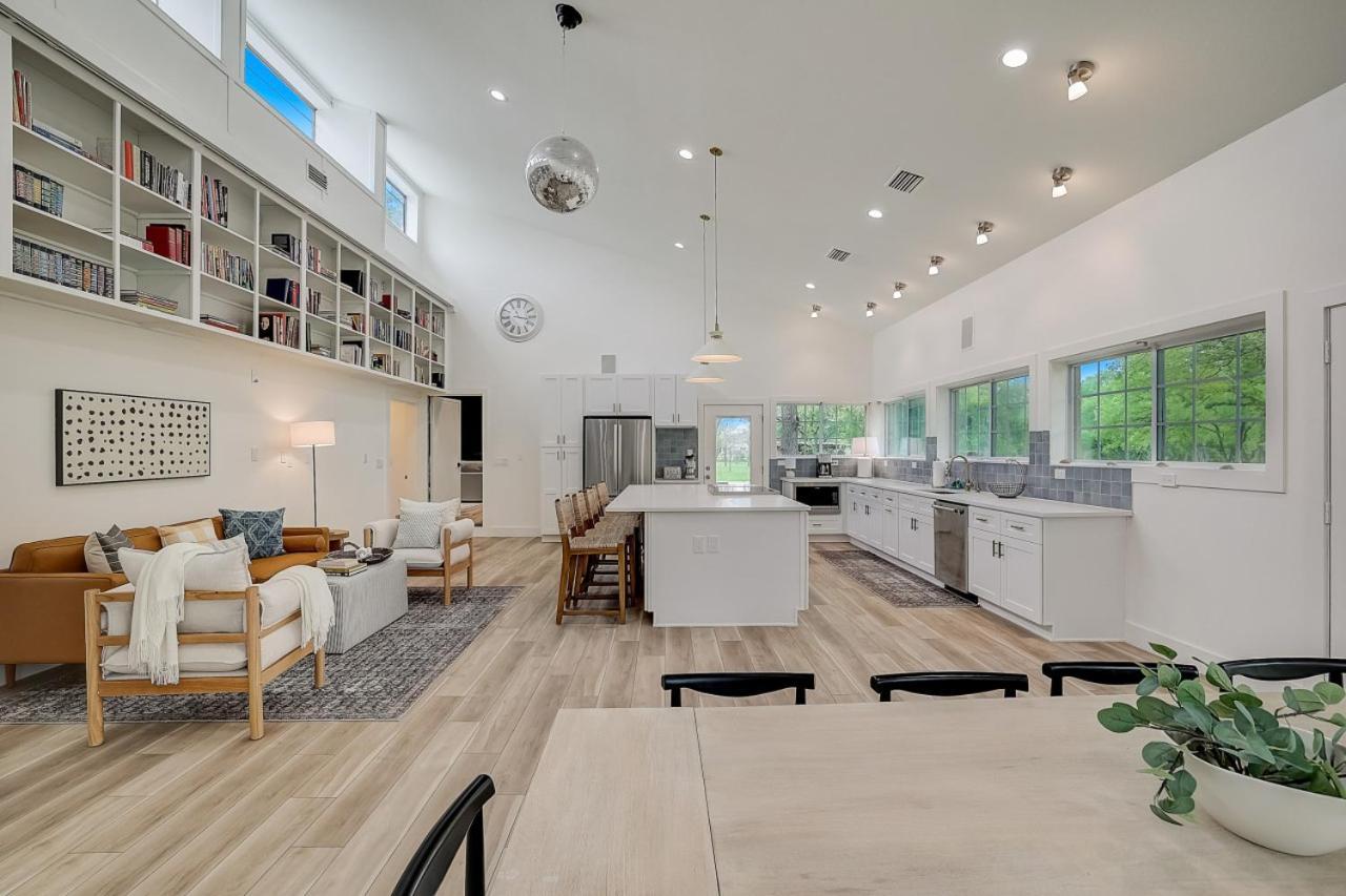 Dunlap Oasis Spacious 5Br 12Mi To Dt Austin Exterior photo