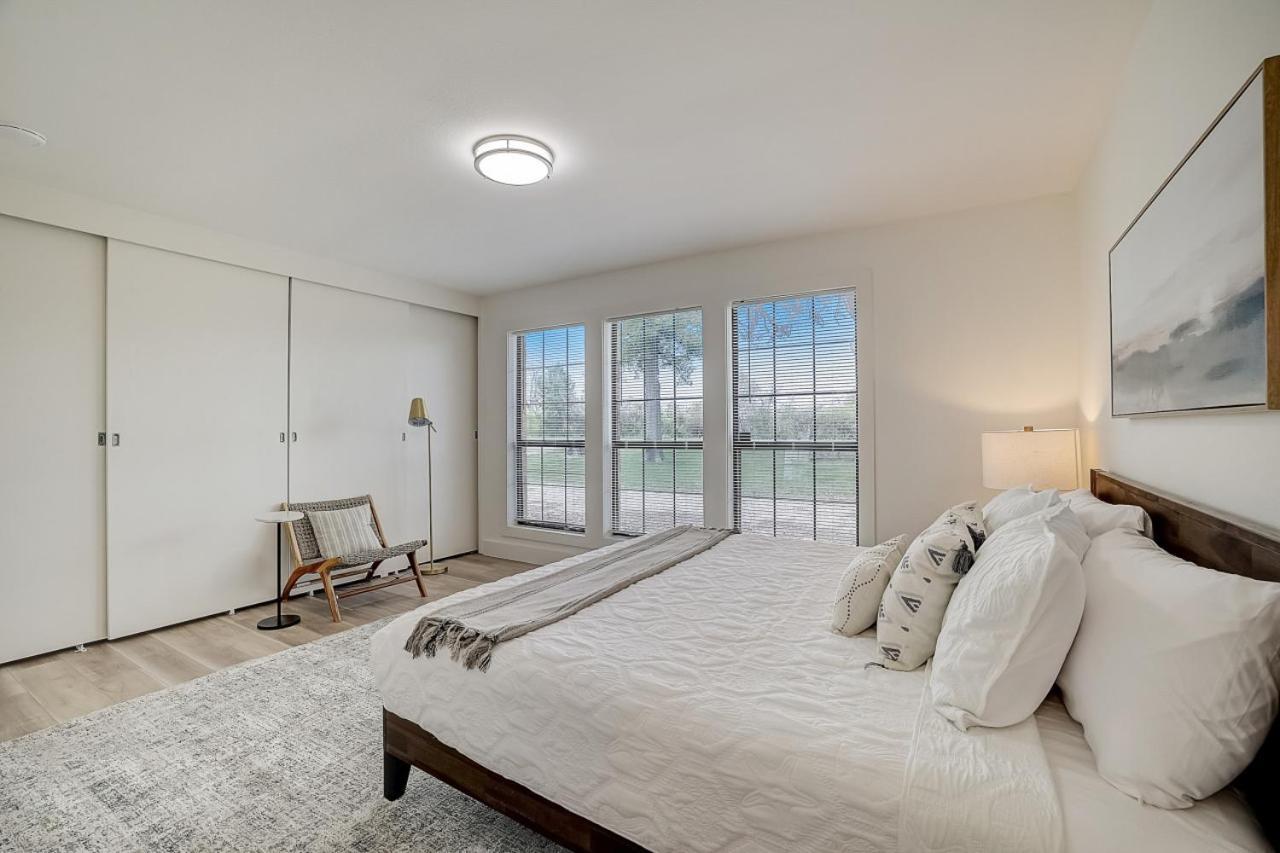 Dunlap Oasis Spacious 5Br 12Mi To Dt Austin Exterior photo