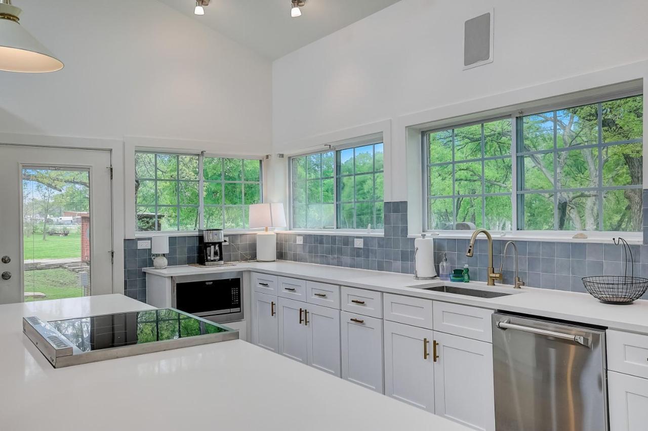 Dunlap Oasis Spacious 5Br 12Mi To Dt Austin Exterior photo